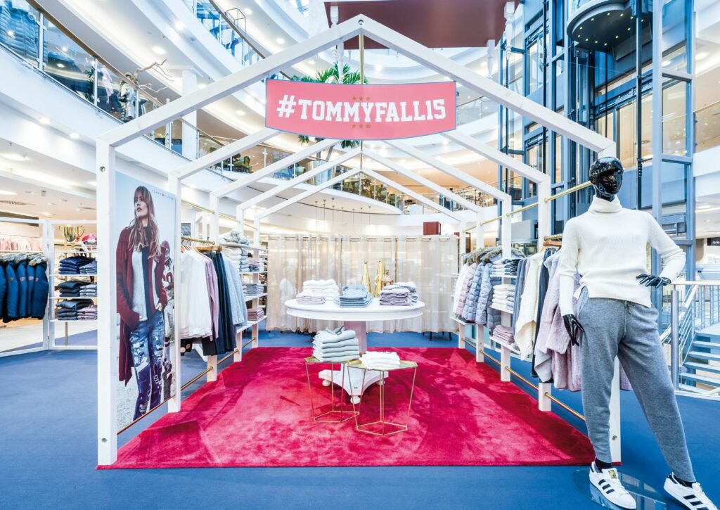 POP UP Store – Homecoming